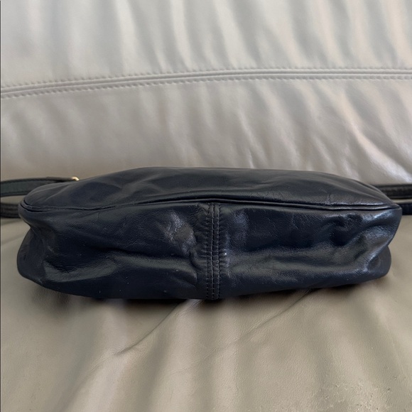 Vintage Karnig Mann Navy Blue Leather Crossbody Bag - Picture 3 of 5